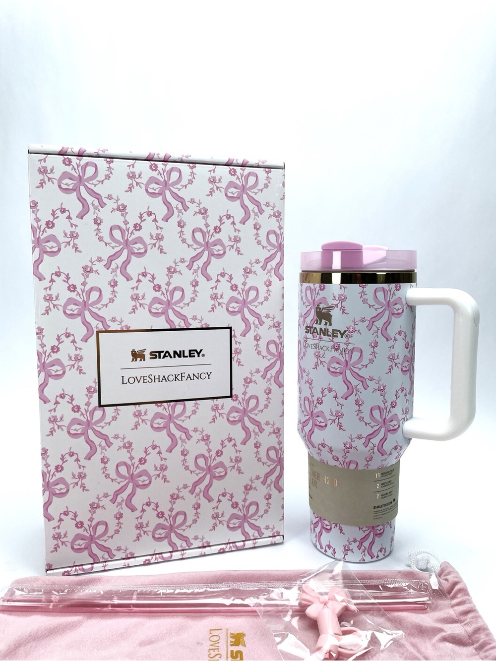 Stanley x LoveShackFancy Holiday 40oz Flip Straw Tumbler Coquette Bow Chantilly